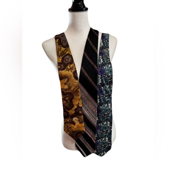Set of 3 Vintage Ties | Blair, Damon, Oscar de la Renta | Silk | Floral & Ornate - Picture 1 of 11